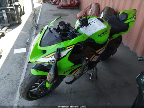 2025 Kawasaki Zx636 K VIN JKBZXJJ10SA018856 фото 2