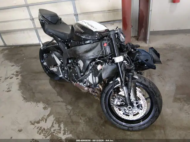 JKBZXJJ13TA045826 — 2026 Kawasaki ZX636 K, Передняя часть (Front End), фото до ремонта