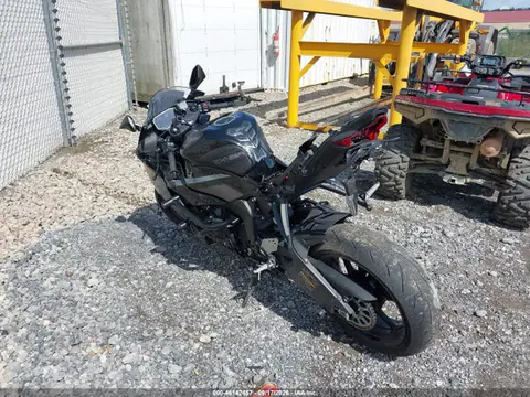 2026 Kawasaki Zx636 K VIN JKBZXJJ10TA046822 фото 3