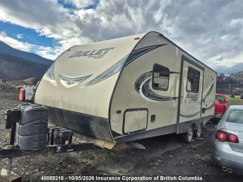 2018 Keystone Bullet VIN 4YDT24327JX432652 фото 2