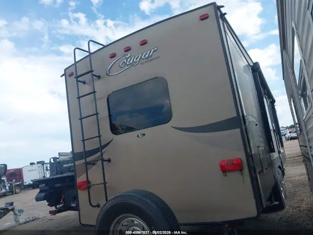 4YDF33729F2506849 — 2015 Keystone Cougar, фото 4 с аукциона IAAI 30.09.2026, Крыша