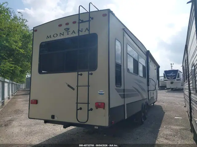 4YDF33125KA740124 — 2019 Keystone Montana, фото 4 с аукциона IAAI 13.10.2026, Подтопление