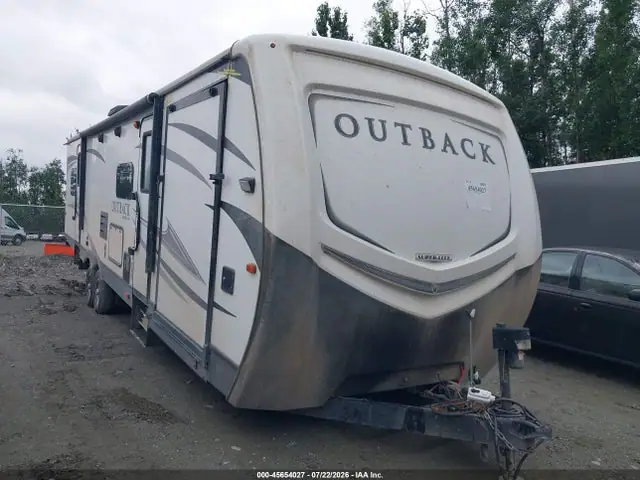 4YDT32427HB453072 — 2017 Keystone Outback, Передняя часть (Front End), фото до ремонта