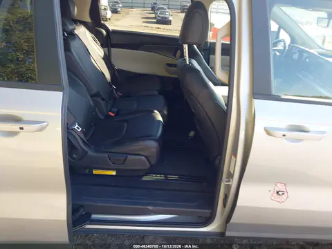2022 Kia Carnival Mpv Lx Seat Package VIN KNDNB4H37N6113518 фото 9