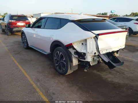2024 KIA Ev6 Light Long Range VIN KNDC34LA2R5199892 фото 3