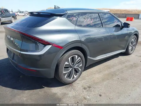 2024 KIA EV6 LIGHT VIN KNDC34LB0R5200420 фото 4