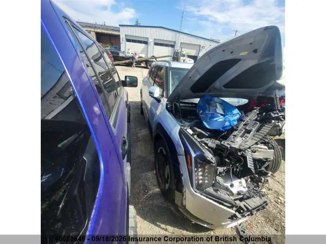 KNDADFS59R6039779 — 2024 Kia EV9, Передняя часть (Front), фото до ремонта
