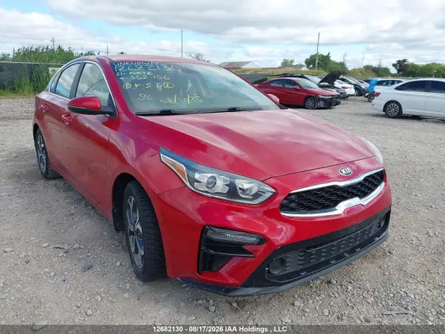 3KPF54AD0ME352156 — 2021 Kia Forte EX/EX Premium/ex+, Repossession, фото до ремонта