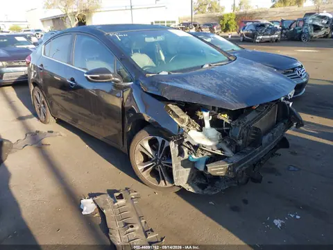 KNAFZ4A83E5110754 — 2014 Kia Forte EX, Передняя часть (Front End), фото до ремонта