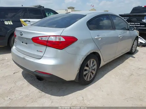 2015 KIA FORTE EX VIN KNAFX4A84F5274537 фото 4