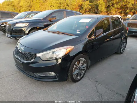 2016 KIA FORTE EX VIN KNAFZ4A88G5548107 фото 2
