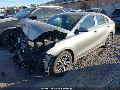 2022 KIA Forte Gt Line VIN 3KPF34ADXNE479343 фото 2