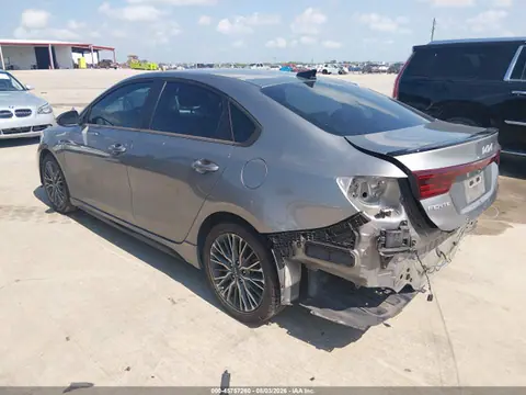 2022 KIA Forte Gt-line VIN 3KPF54AD8NE436596 фото 3