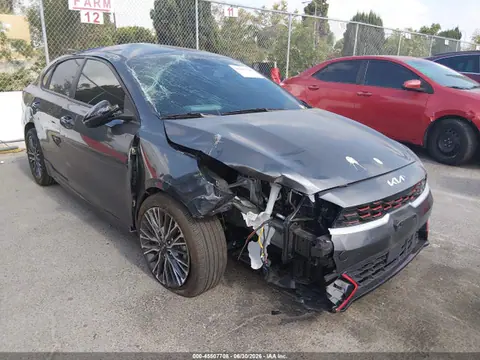 3KPF54AD0RE700285 — 2024 Kia Forte GT-Line, Опрокидывание (Rollover), фото до ремонта
