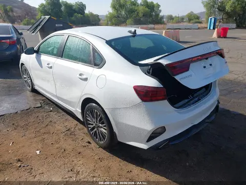 2024 KIA Forte Gt-line VIN 3KPF54AD9RE741661 фото 3