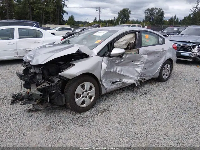KNAFK4A67F5367274 — 2015 Kia Forte LX, фото 2 с аукциона IAAI 30.09.2026, Левый бок