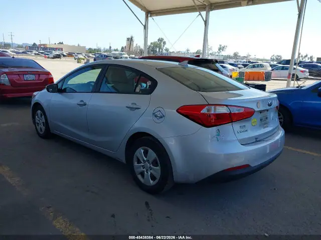 KNAFK4A60G5534589 — 2016 Kia Forte LX, фото 3 с аукциона IAAI 14.10.2026, Правый бок