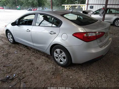 2016 KIA FORTE LX VIN KNAFK4A67G5559022 фото 3