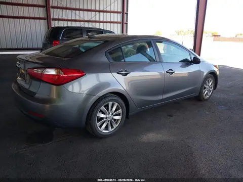 2016 KIA FORTE LX VIN KNAFX4A65G5603939 фото 4
