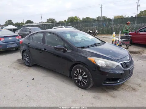 KNAFK4A65G5531459 — 2016 Kia Forte LX, Град (Hail), фото до ремонта