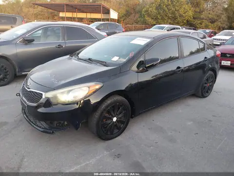 2016 KIA FORTE LX VIN KNAFX4A64G5471031 фото 2