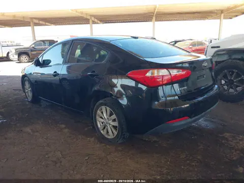 2016 KIA FORTE LX VIN KNAFX4A63G5610940 фото 3