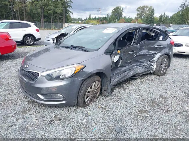KNAFX4A62G5462828 — 2016 Kia Forte LX, фото 2 с аукциона IAAI 14.10.2026, Левый бок