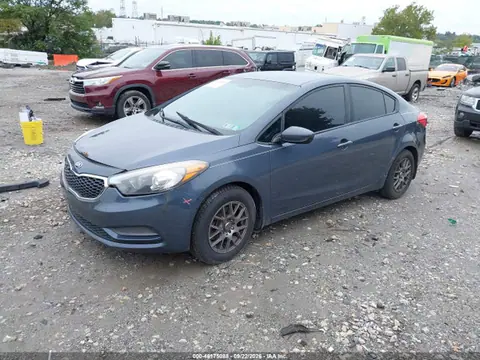 2016 KIA FORTE LX VIN KNAFK4A64G5563481 фото 2