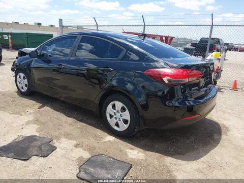 2017 KIA FORTE LX VIN 3KPFK4A71HE080564 фото 3