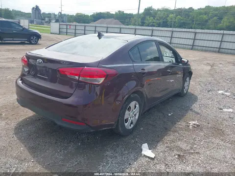 2017 KIA FORTE LX VIN 3KPFK4A73HE135922 фото 4