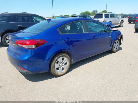 2017 KIA FORTE LX VIN 3KPFK4A72HE062946 фото 4