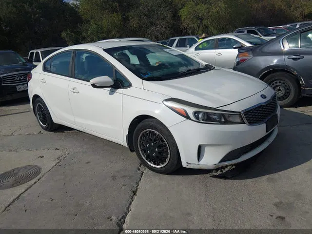 2017 KIA FORTE LX VIN 3KPFK4A73HE138755 фото 1