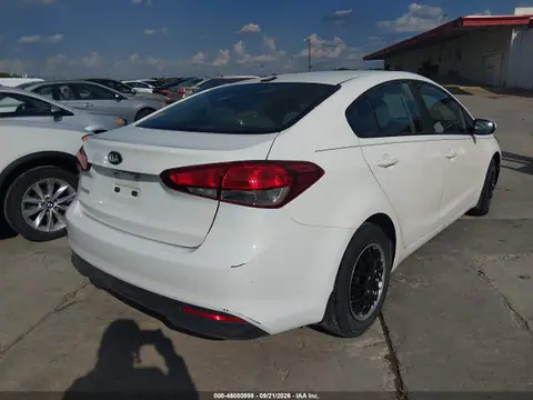 2017 KIA FORTE LX VIN 3KPFK4A73HE138755 фото 4