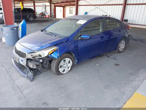 2017 KIA FORTE LX VIN 3KPFK4A72HE080055 фото 2