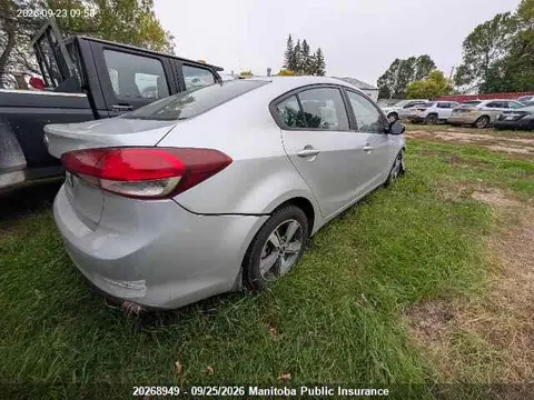 2018 KIA FORTE LX VIN 3KPFL4A77JE277211 фото 4