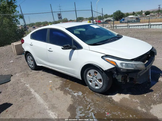 2018 KIA FORTE LX VIN 3KPFK4A75JE218497 фото 1