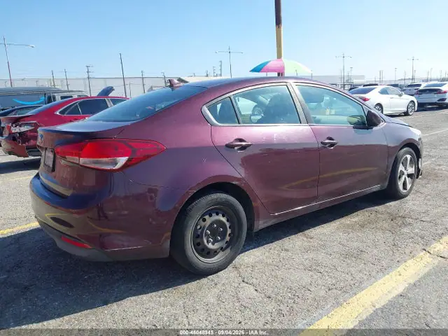 2018 KIA FORTE LX VIN 3KPFK4A71JE220795 фото 4