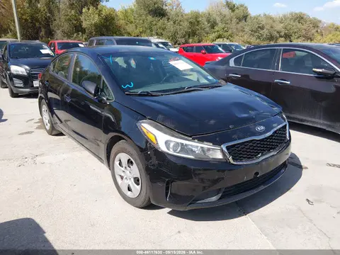 3KPFL4A75JE204046 — 2018 Kia Forte LX, Естественный износ (Normal Wear & Tear), фото до ремонта