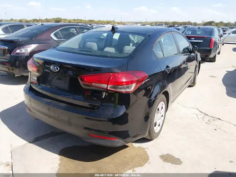 2018 KIA FORTE LX VIN 3KPFL4A75JE204046 фото 4