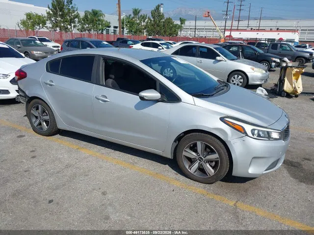 2018 KIA FORTE LX VIN 3KPFL4A70JE166466 фото 1