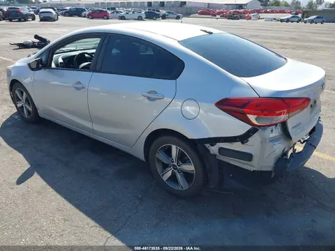 2018 KIA FORTE LX VIN 3KPFL4A70JE166466 фото 3