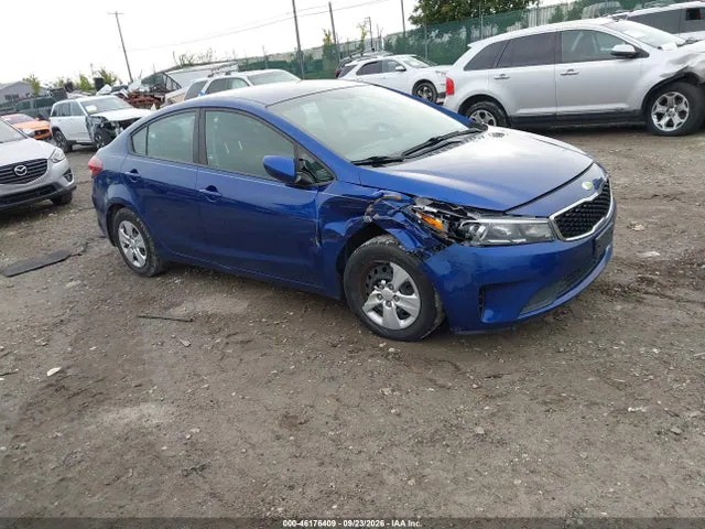 2018 KIA FORTE LX VIN 3KPFK4A7XJE228037 фото 1