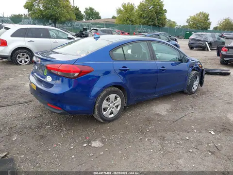 2018 KIA FORTE LX VIN 3KPFK4A7XJE228037 фото 4