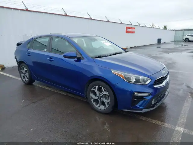 3KPF24AD0KE018893 — 2019 Kia Forte Lxs, Задняя часть (Rear), фото до ремонта