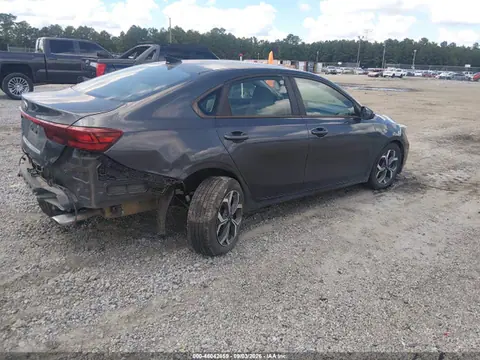 2019 KIA Forte Lxs VIN 3KPF24AD1KE115701 фото 4