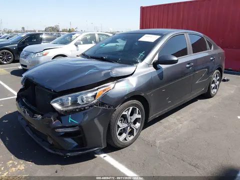2019 KIA Forte Lxs VIN 3KPF24AD8KE116019 фото 2