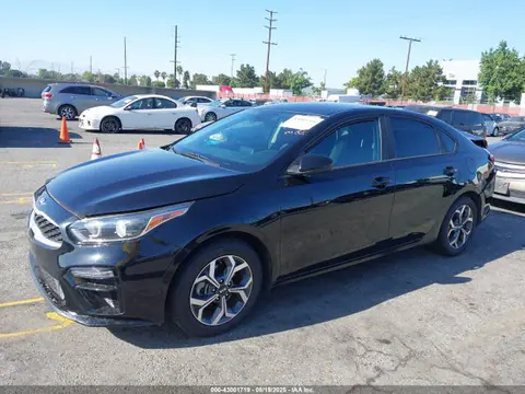 2020 KIA Forte Lxs VIN 3KPF24AD6LE194400 фото 2