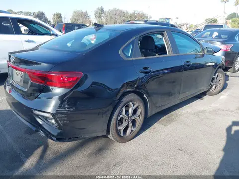 2020 KIA Forte Lxs VIN 3KPF24AD4LE242475 фото 4