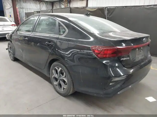 2021 KIA Forte Lxs VIN 3KPF24AD7ME308700 фото 3