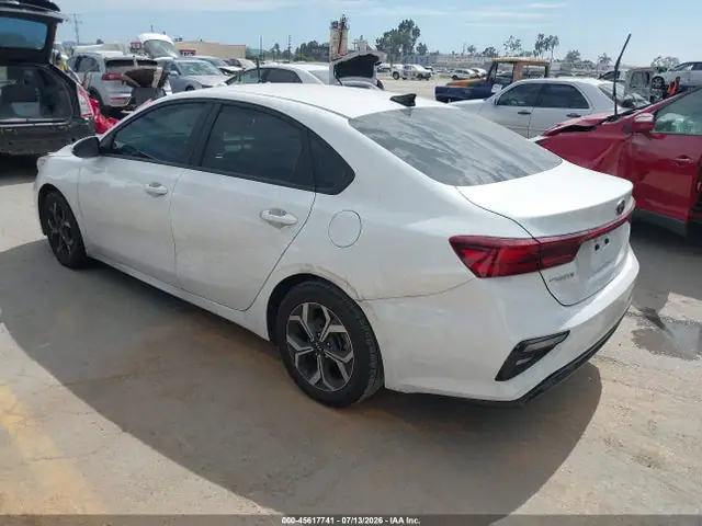 3KPF24AD2ME403178 — 2021 Kia Forte Lxs, фото 3 с аукциона IAAI 14.10.2026, Передняя часть справа
